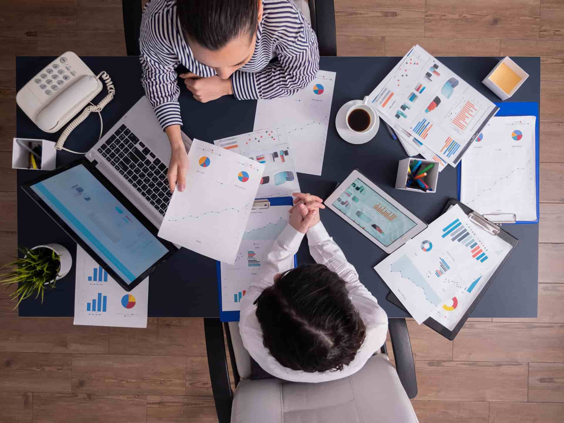 عکس شاخص نقش هوش مصنوعی در پشتیبانی و تأثیر آن بر کمپینهای مارکتینگ و فروش